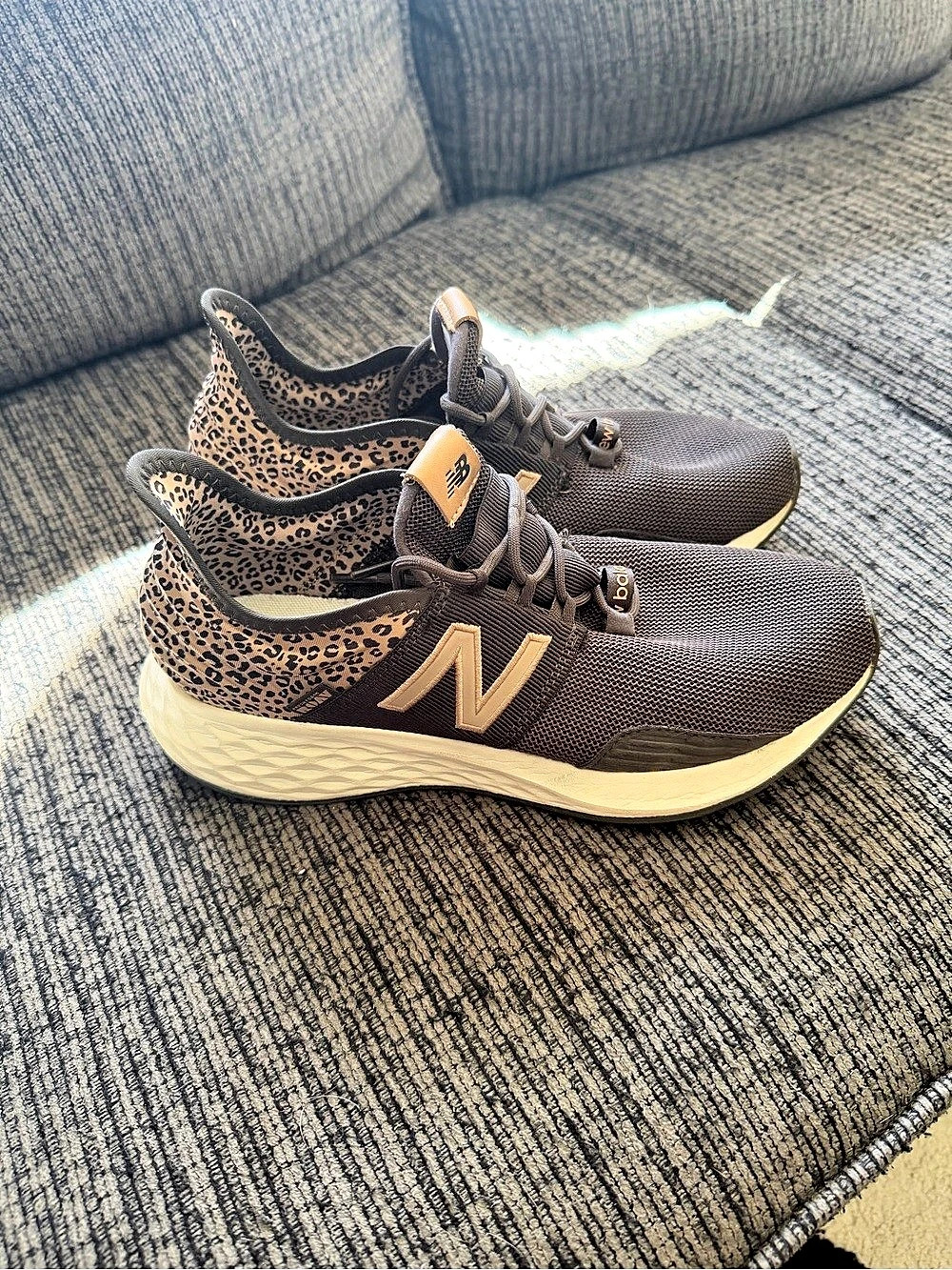 New Balance Fresh Foam Roav Leopard Athletic Shoes. Women’s 9.5